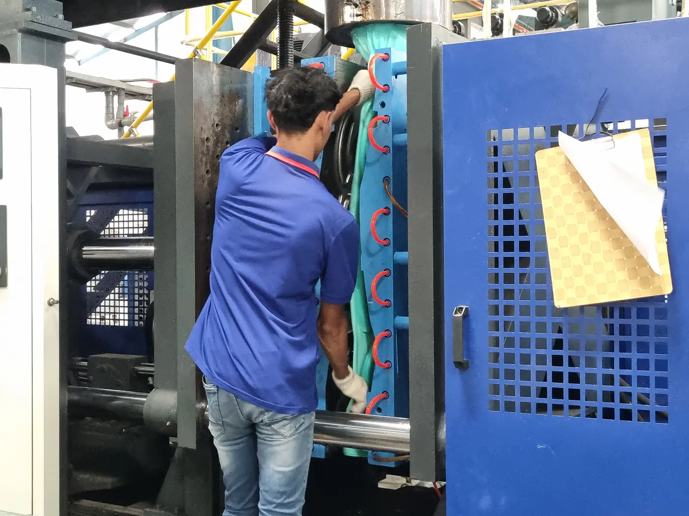 produksi produk